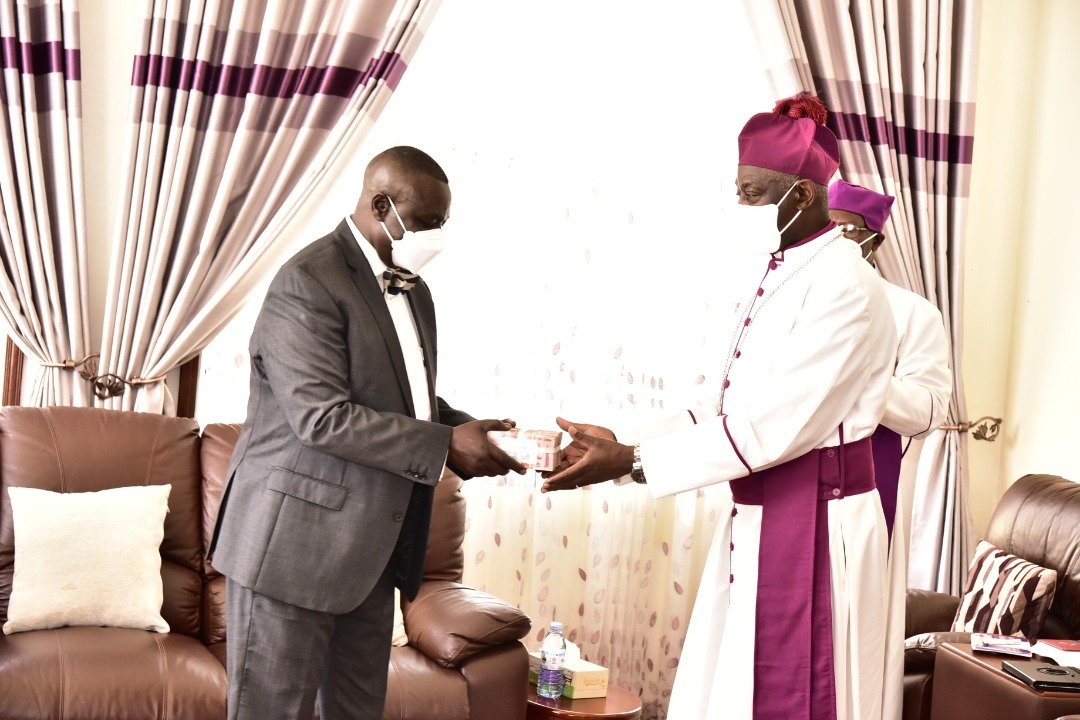 Oulanyah Contributes Shs120m Towards Church House Project