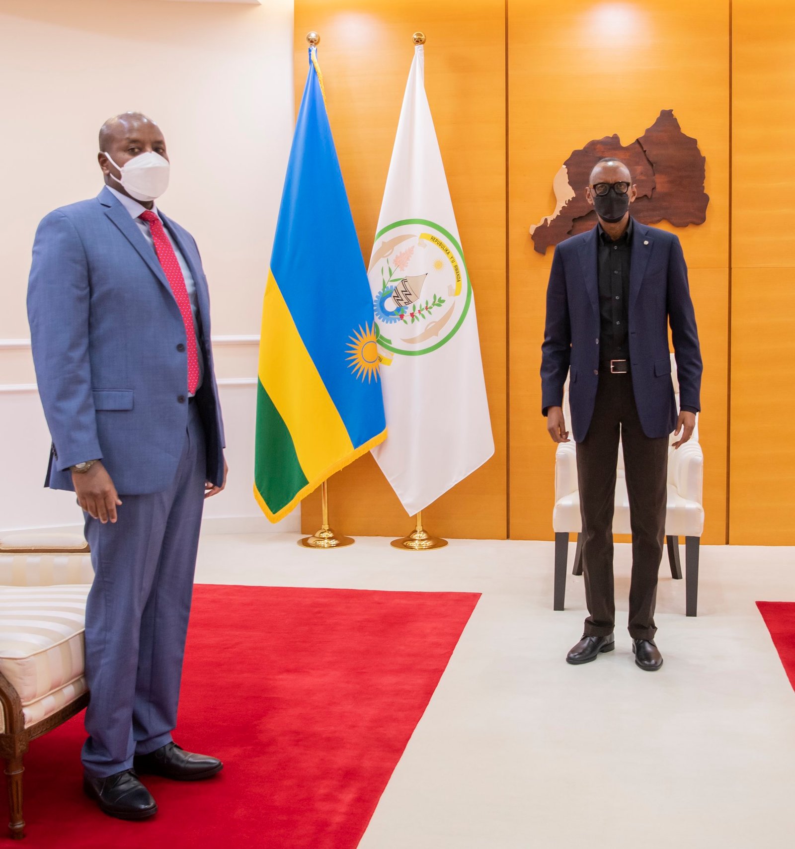 JUST IN: First Photos Of Gen Muhoozi, President Kagame Meeting