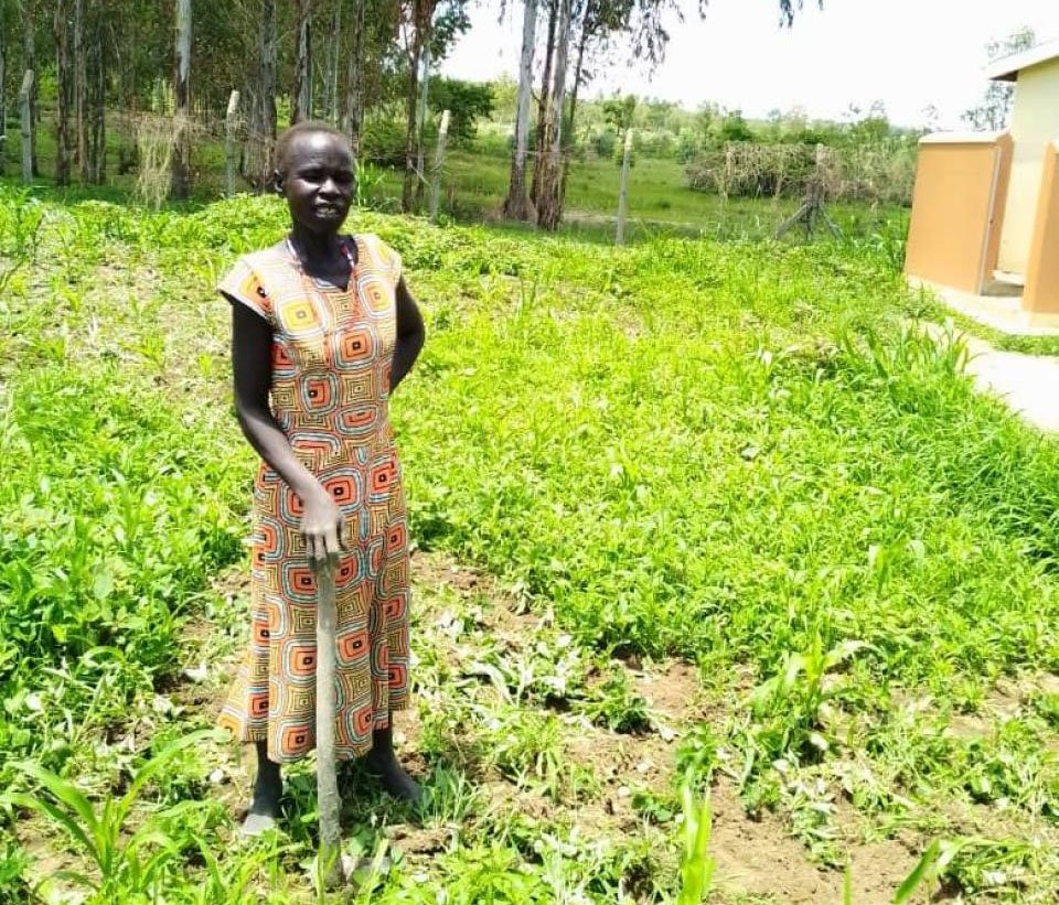 Patient Attendants Spend Three Weeks Weeding Garden Of Nurses To Clear Pending Medical Bills