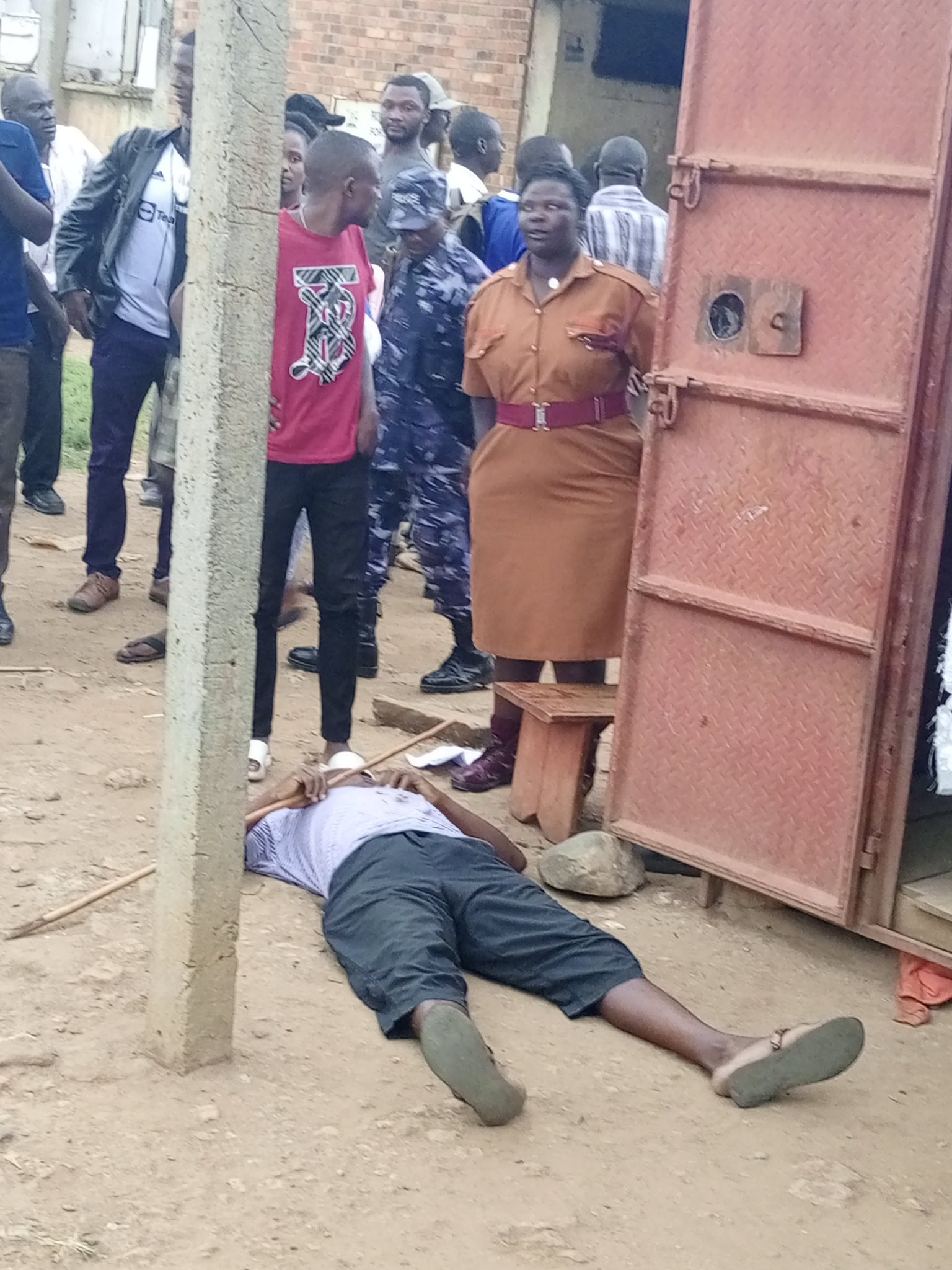 ASKARI KILLING SYNDROME!! Police Officer In Mbarara Kills Colleague By Shooting