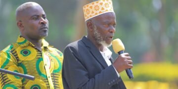 FAMILY SHOCKER! Munyagwa’s Own Father Breaks Ranks Tells Voters to Back Museveni, Not His Son