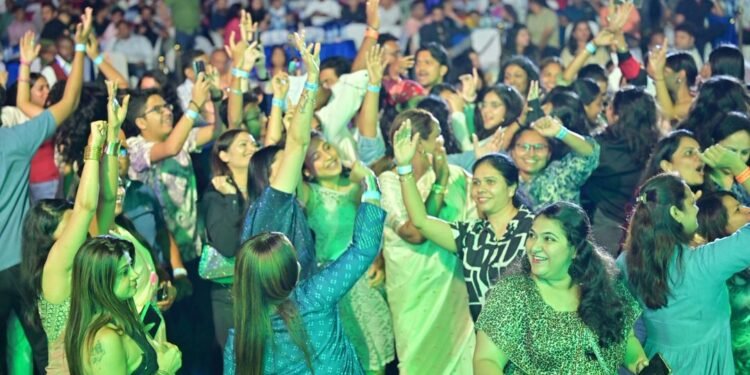 EICA Holi Musical Festival Amplifies Cancer Awareness With Support From Kansai Plascon