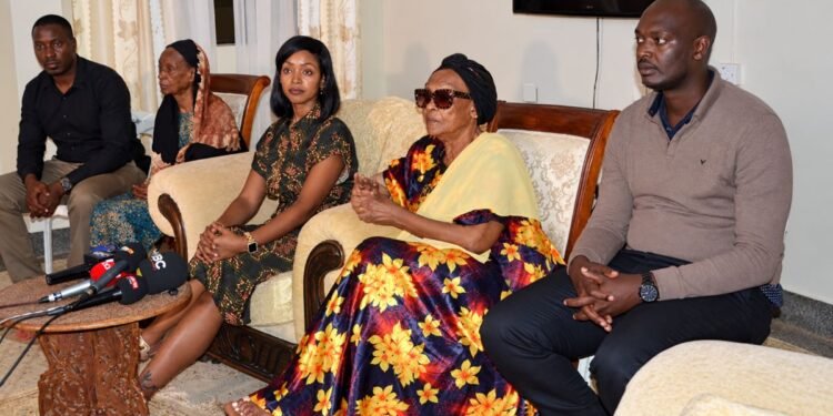 Tooro Succession War Explodes: Princess Komuntale Rejects Prince Edward Kijanangoma As New King