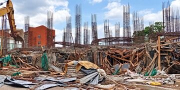 KCCA Demolishes Haruna Ssentongo’s Tower Over Road Reserve Breach